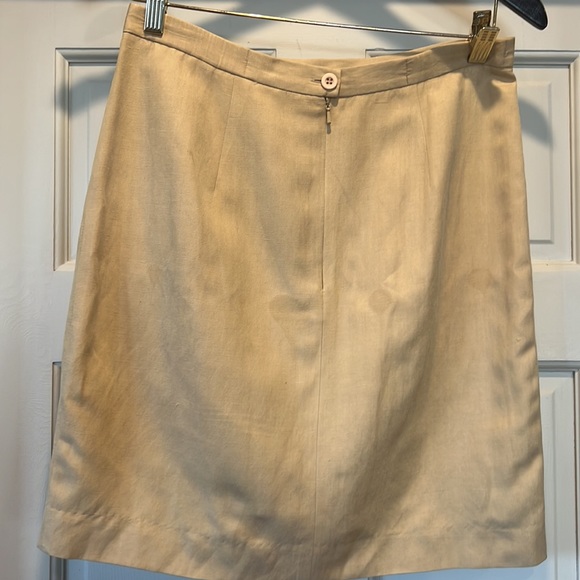 Vintage Silk and Linen Chelsea Cambell tan suit jacket and skirt - Picture 4 of 16